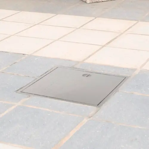 TAMPA PARA RALO COM ARO PP 30X30 ODEM